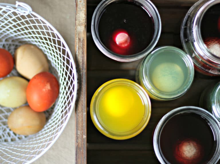 How To Dye Easter Eggs Naturally The Coconut Mama