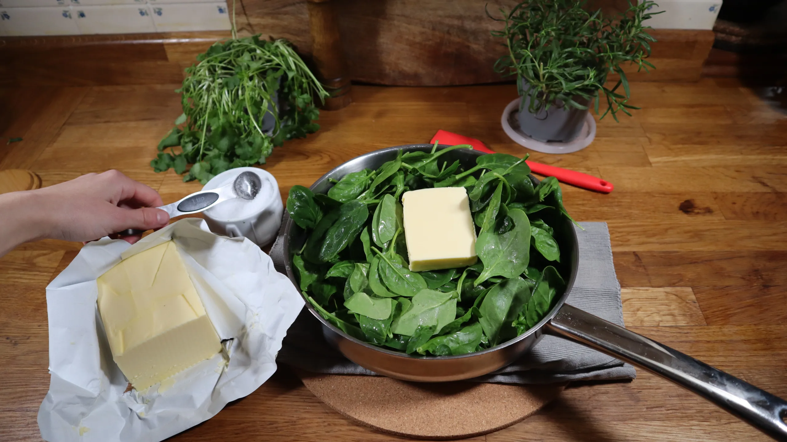 How to Cook Spinach - The Coconut Mama