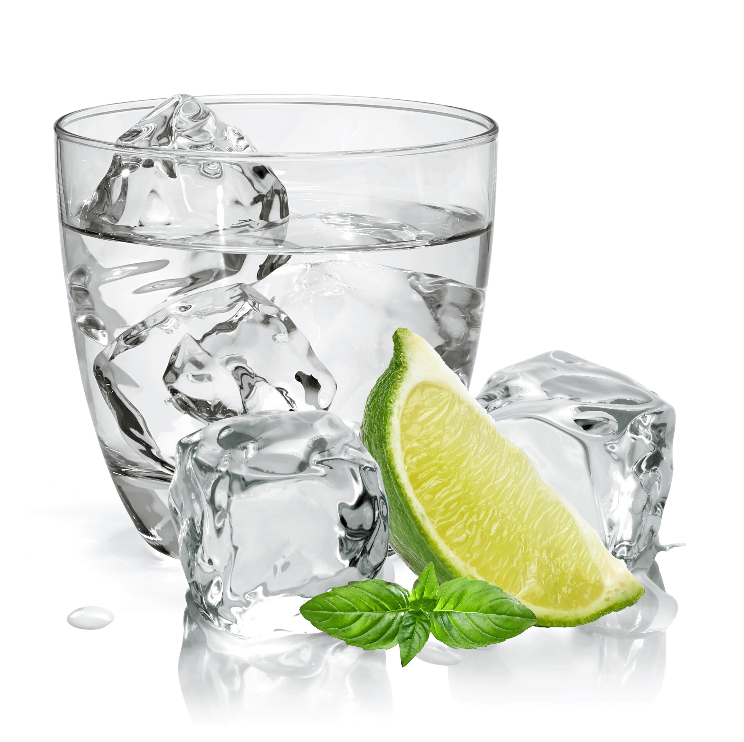 Zoom-in picture of a glass of white rum on ice. 