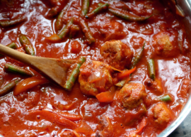 Turkey kofta in tomato and coconut milk