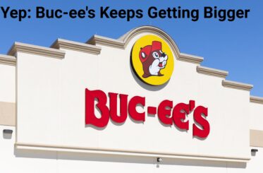 Buc-ee's sign. Text above reads: "Yep: Buc-ee's Keeps Getting Bigger"