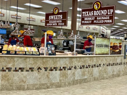 Kansas’ first Buc-ee’s is under constructionโhere’s when it could open