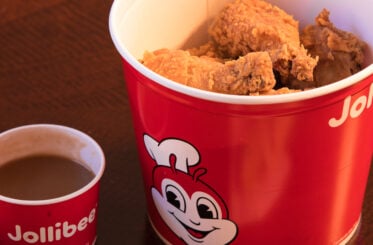 Fan-favorite fried chicken Jollibee is going gangbusters as it targets 150 U.S. restaurants