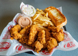 Raising Cane's chicken tender meal