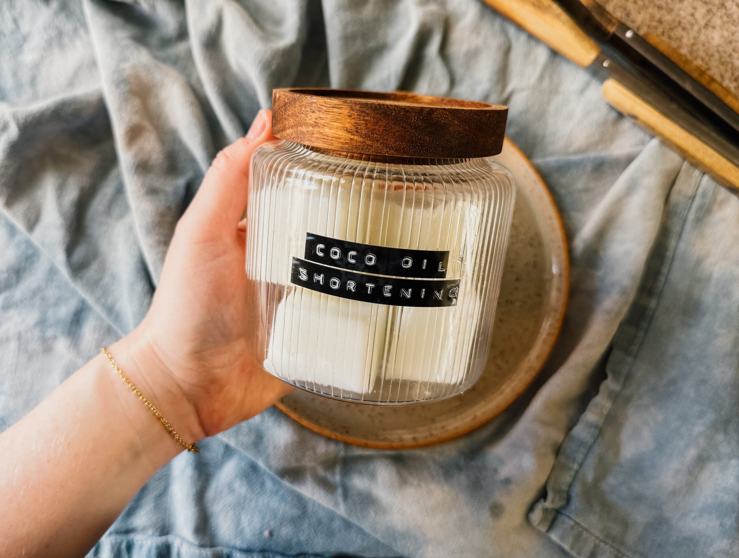 How to Make Shortening (aka Crisco) at Home - The Coconut Mama