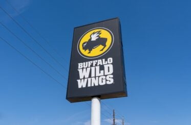 Buffalo Wild Wings launches bottomless apps special — and some fear a Red Lobster repeat 