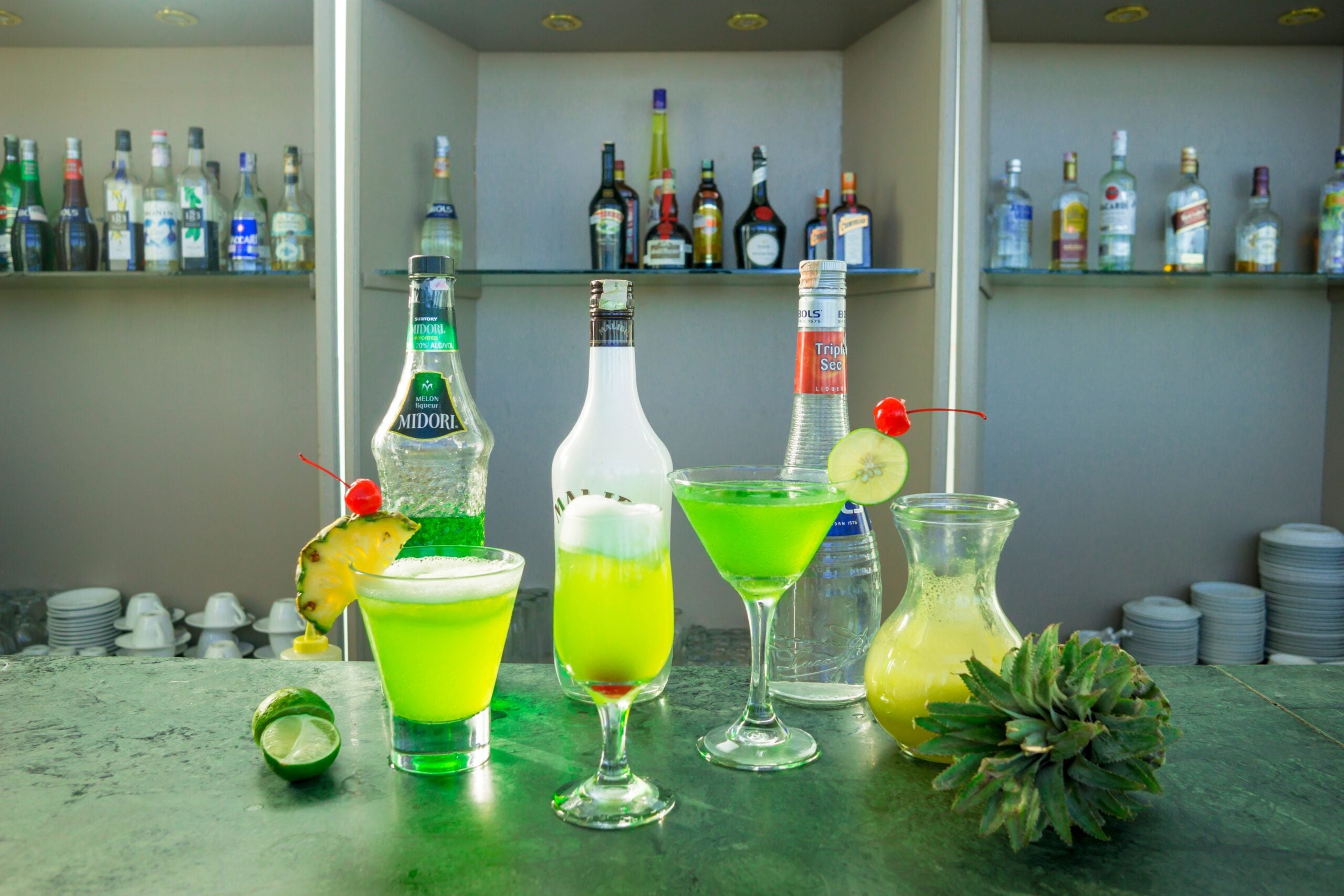 Freshly prepared Tokyo sling cocktails on a bar. 