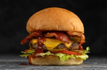 Popular burger chain closing 300+ locations; Texas among hardest-hit states