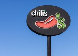 Chili's sign