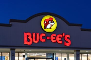 Kentucky has 2 Buc-ee’s open, but the third one is seriously delayed