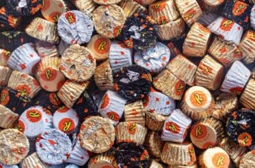 Hersheyโs, Reeseโs and M&Mโs party-size bags have shrunkโhereโs how much