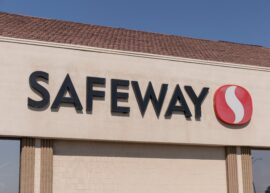 Safeway sign
