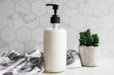 DIY Rosemary Shampoo
